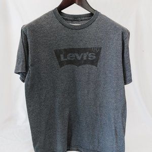Levi's t shirt mens size L